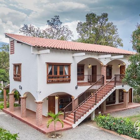 Finca Hotel Guali Santafe Santa Fe de Antioquia Exteriör bild
